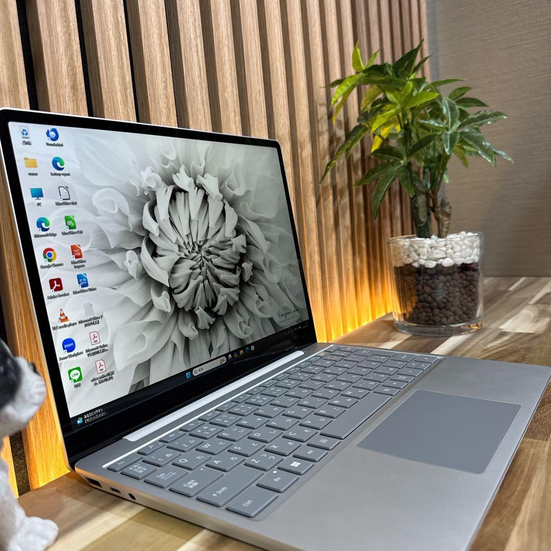 準未使用 新型2022年モデル‼️Surface Laptop Go2☘ノートPC