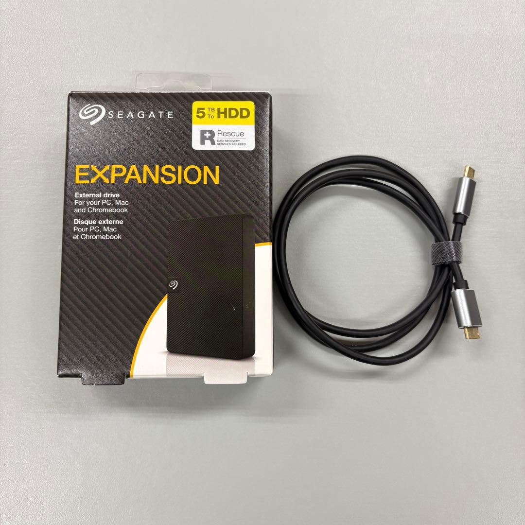 【中古】Seagate Expansion ポータブル 5TB おまけ付き