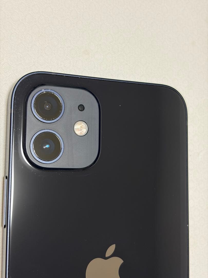 Apple iPhone12 本体　ブラック　64GB