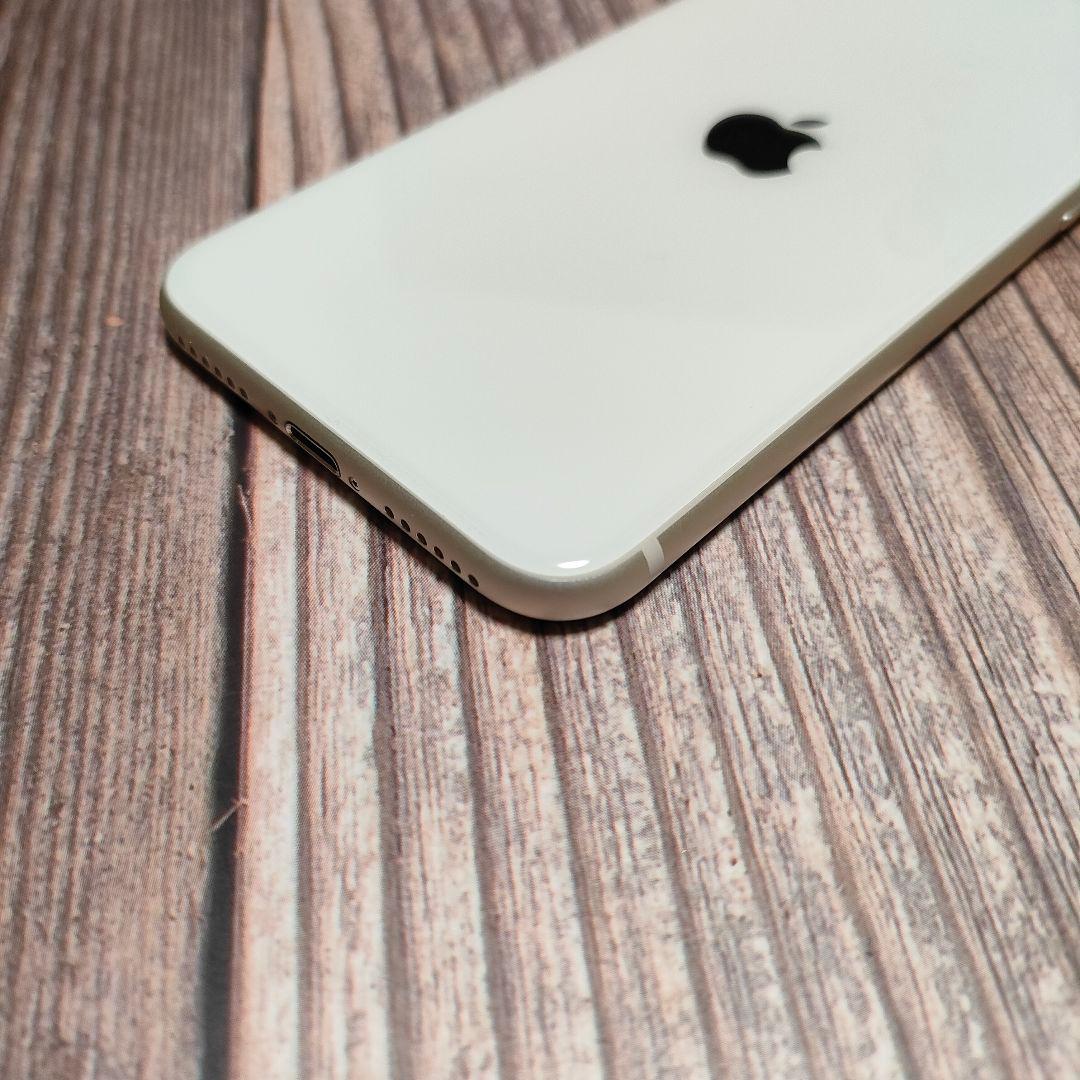 iPhone SE 第3世代 64GB ミッドナイト バッテリー88%