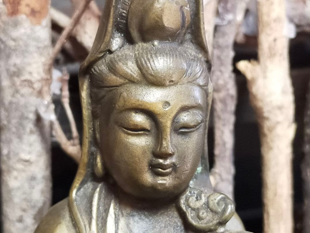 ♥値下げ！　中国　銅製　観音像　在銘　４５０ｇ　観音様　観世音菩薩　仏像　骨董