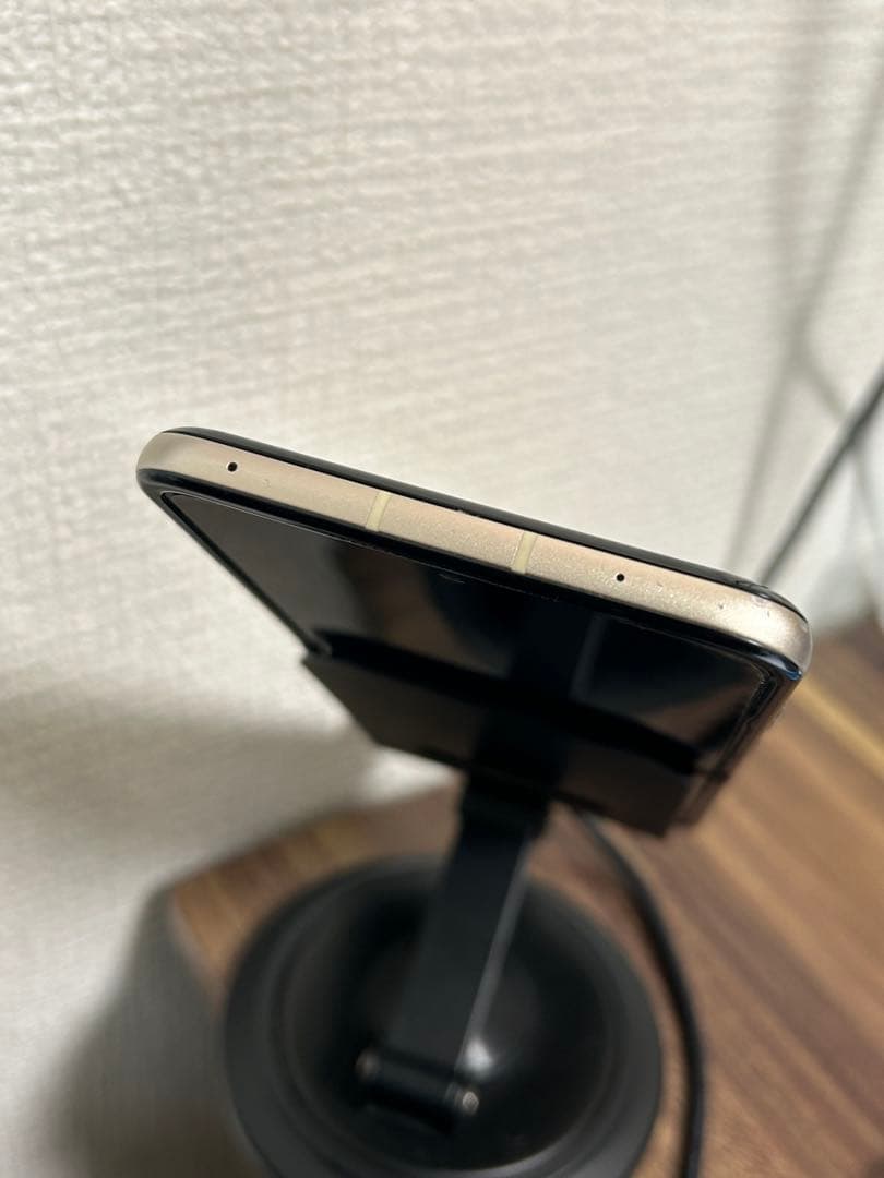 【即日発送！】motorola razr50s(XT2453-7) 256GB