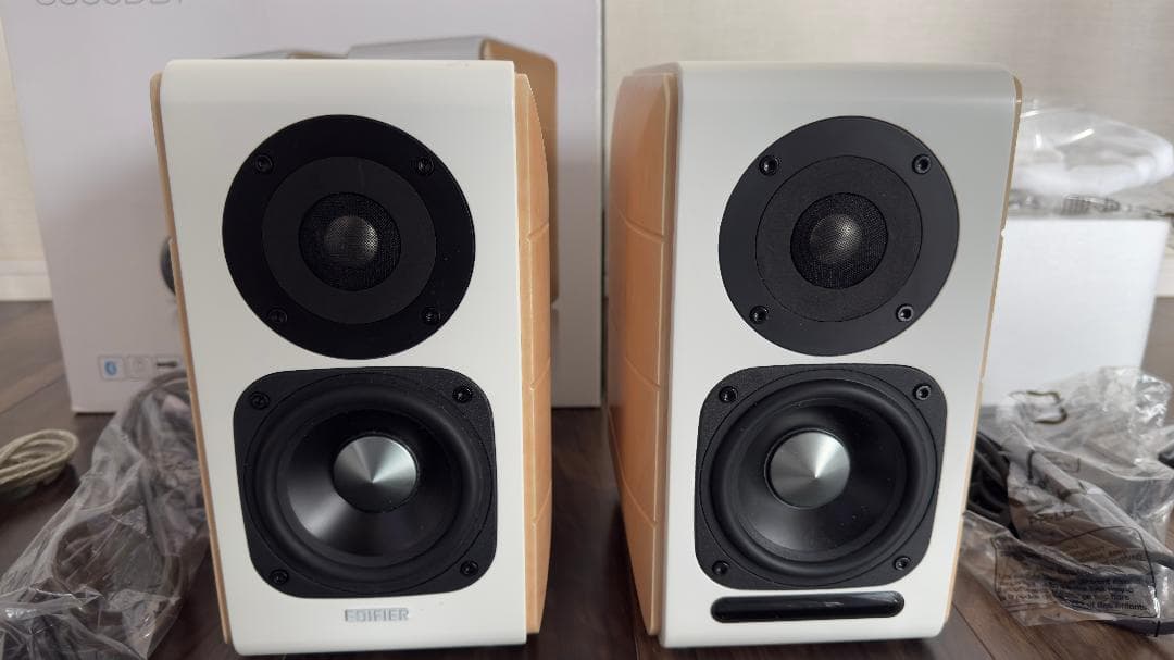 EDIFIER S880DB ホワイト/ベージュ アクティブスピーカー
