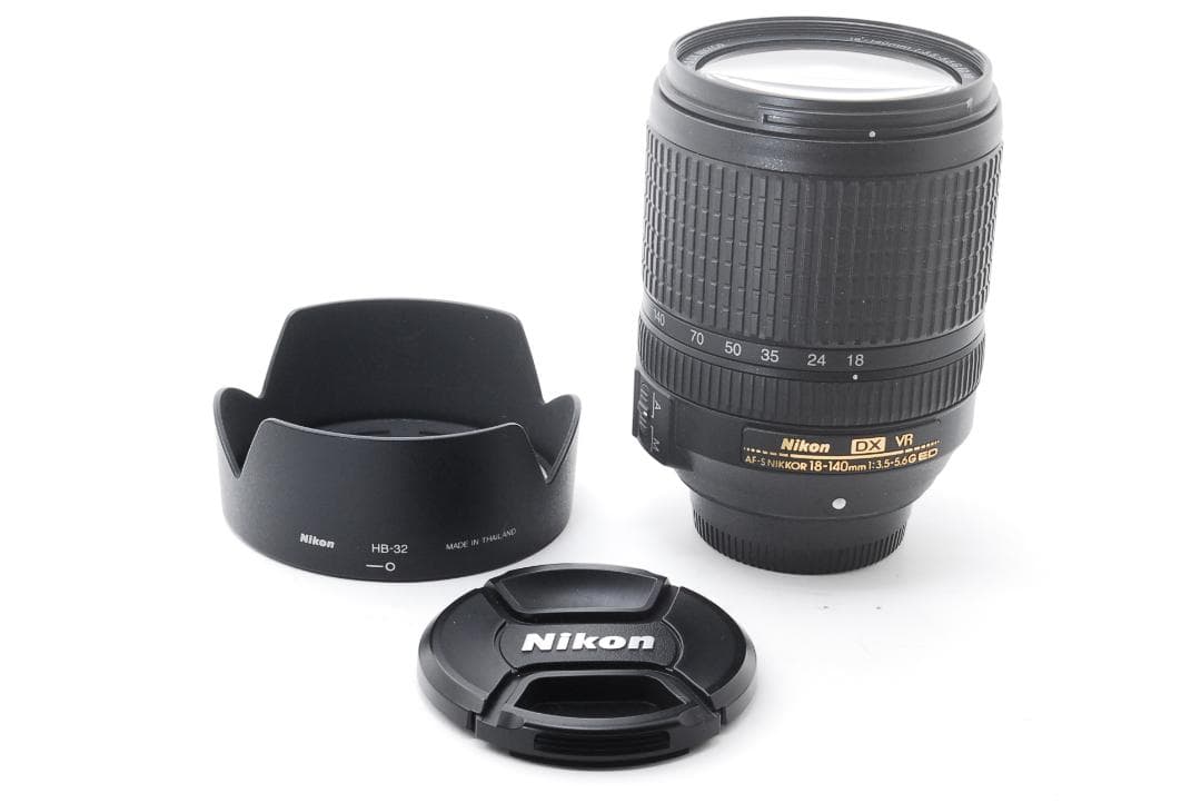 Nikon D7500 高画質18-140mm VR付　三脚 バック 卒業 入学