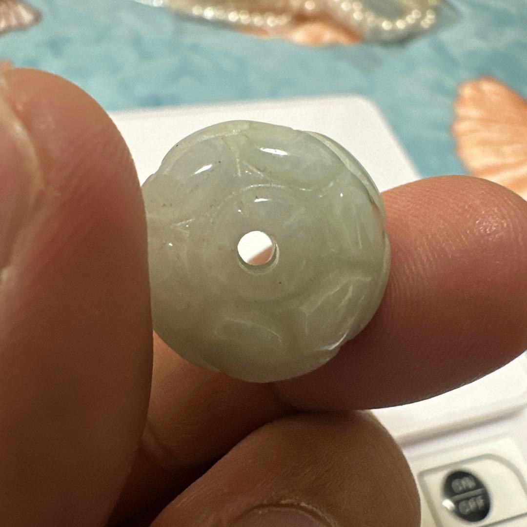 翡翠 本翡翠 翡翠玉 緒締 根掛 緒締玉 莲花纹 彫刻 細工 和装小物 特大