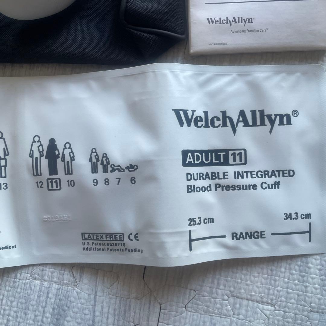 Welch Allyn ADULT 11 アネロイド血圧計　収納袋付き