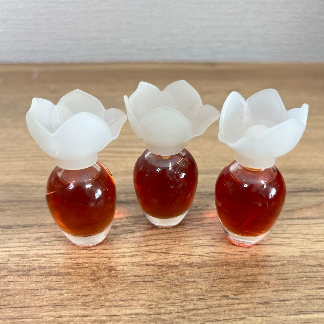 未使用 クロエ ナルシス ミニ香水 セット