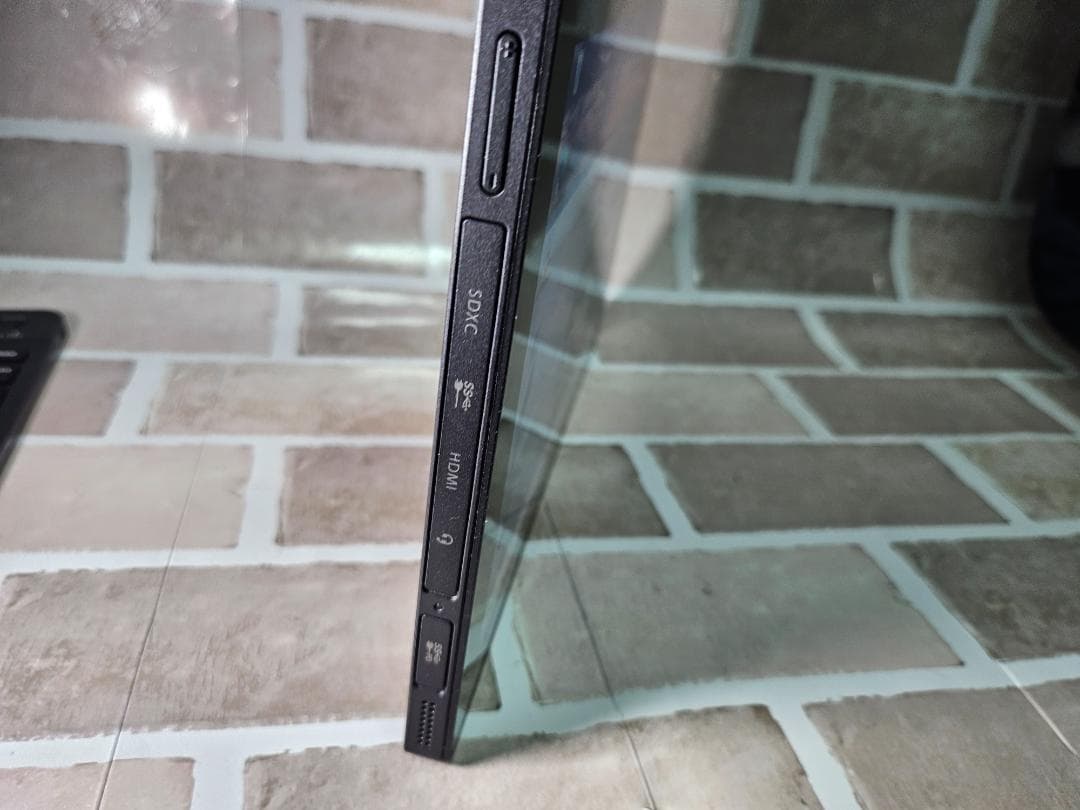 NEC 10.1インチタブレット PC-VKE11U1V9　VU-9
