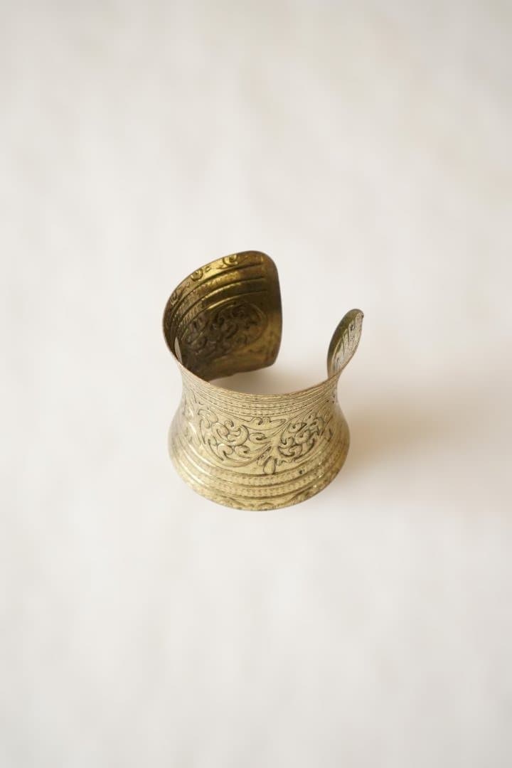 アフリカ輸入 真鍮製バングル (唐草模様) [並行輸入品]
