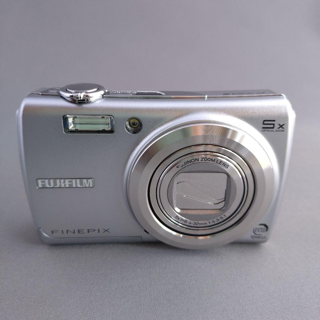 【美品】FUJIFILM FinePix F100fd