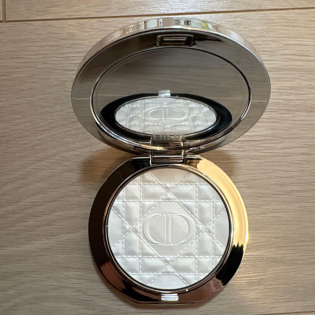 DIOR フェイスパウダー