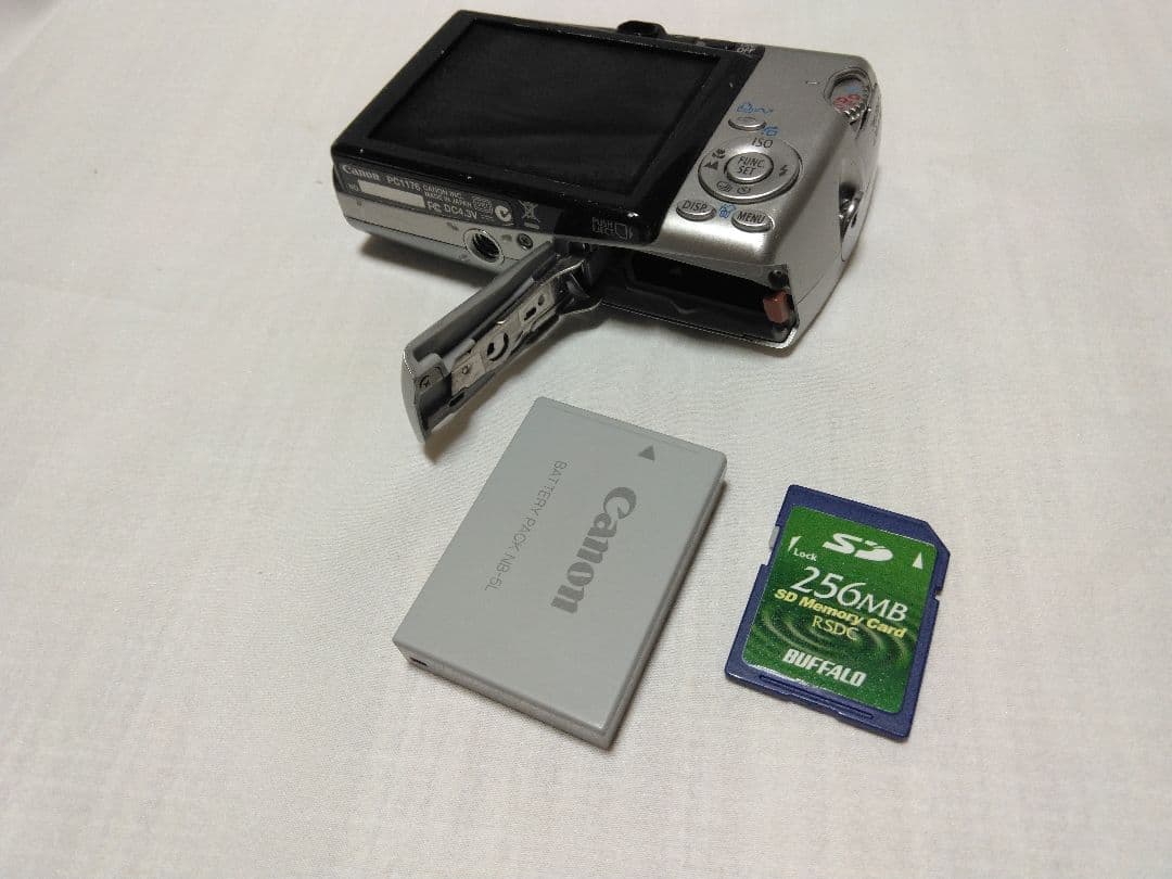 Canon IXY DIGITAL 800IS 液晶難あり