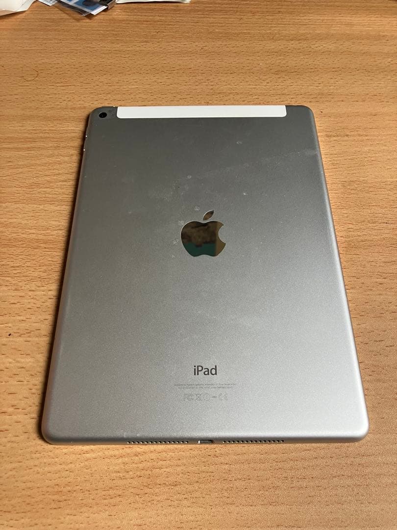 Apple iPad Air2 128GB シルバー 本体