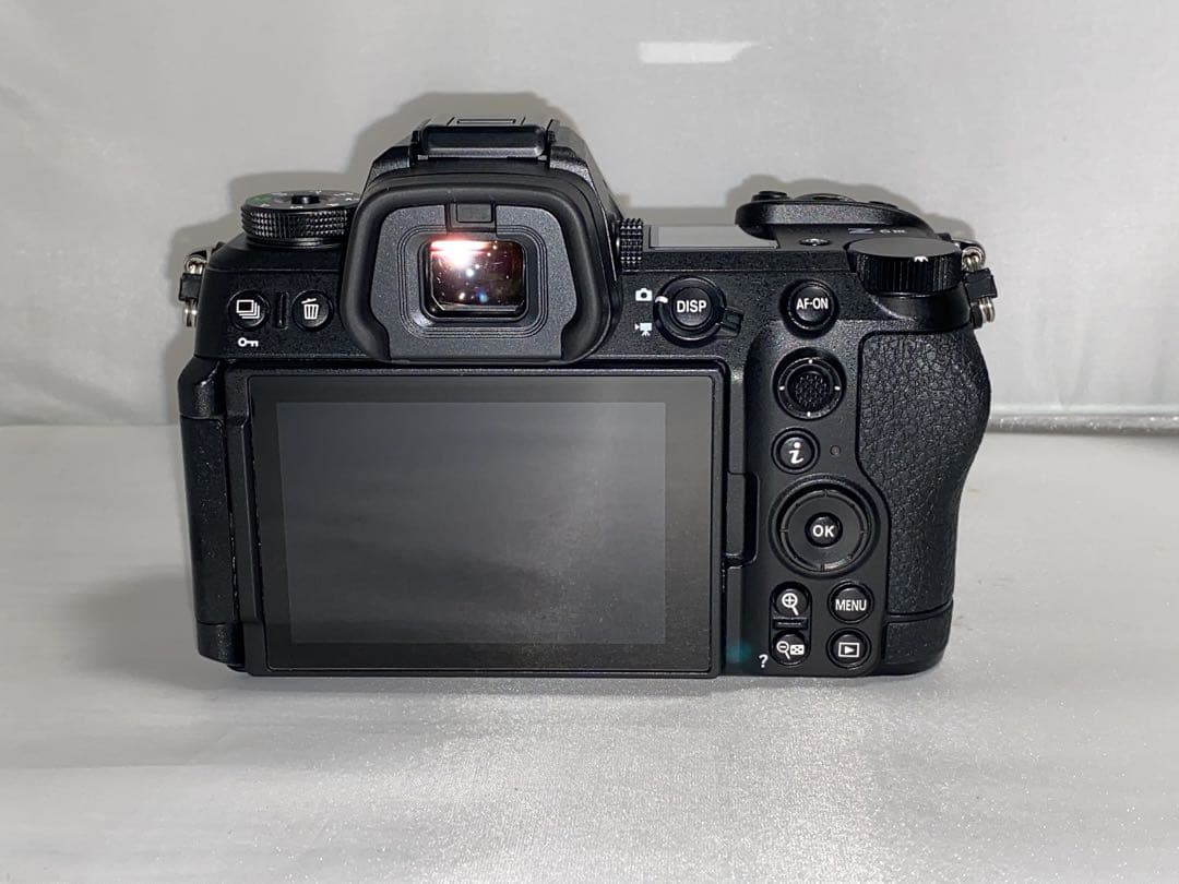 【美品】 Nikon Z6III z6iii ボディ 本体
