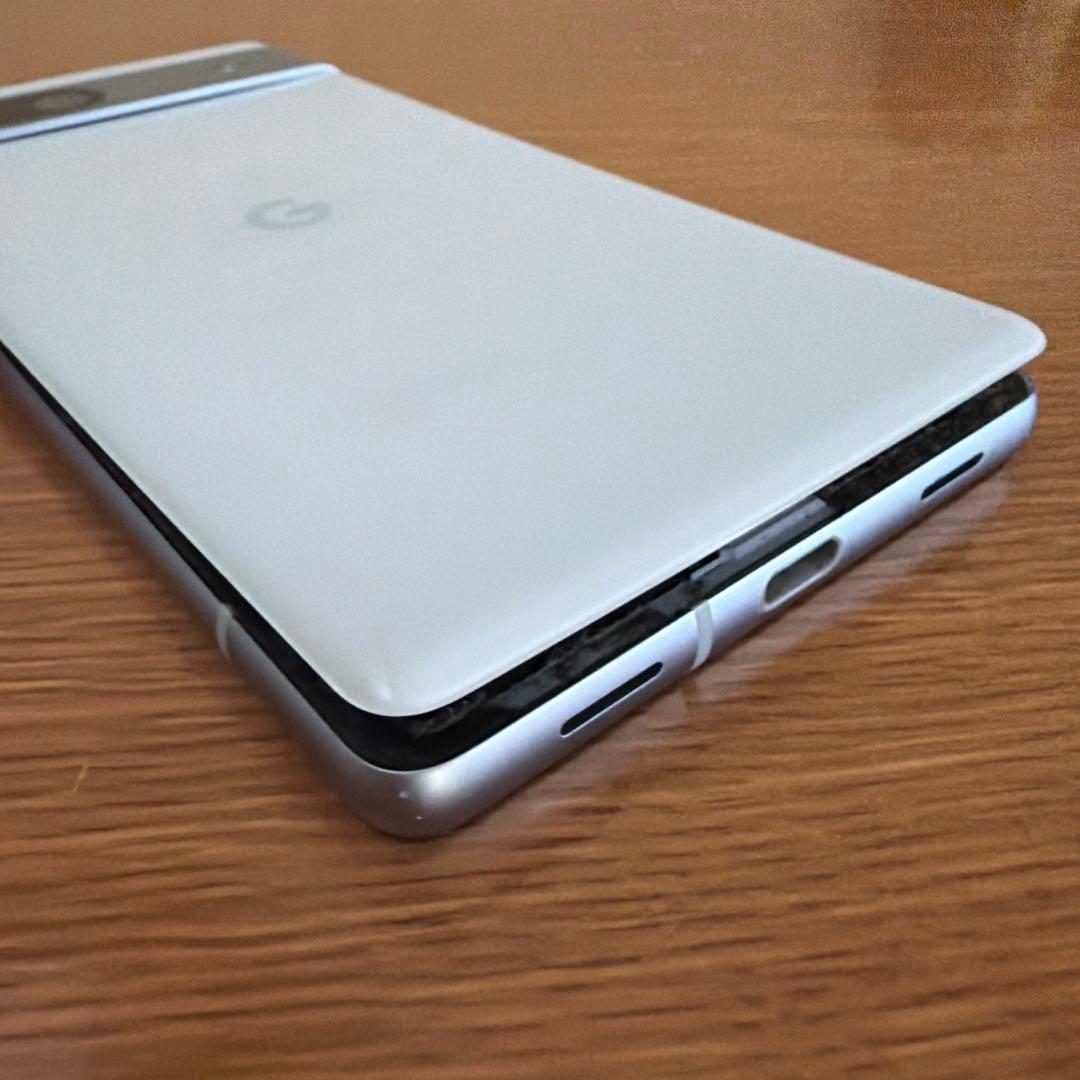 Google Pixel 7a sea SIMフリー　背面浮あり