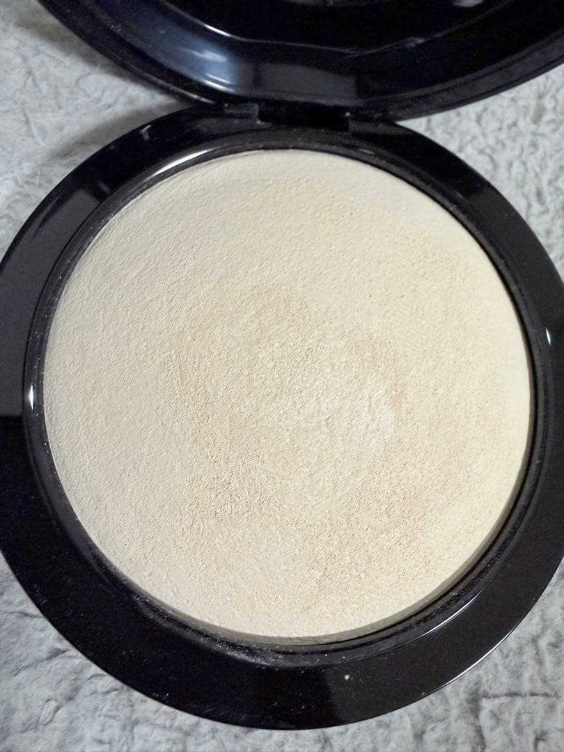 MAC ミネラライズスキンフィニッシュナチュラル　ライト