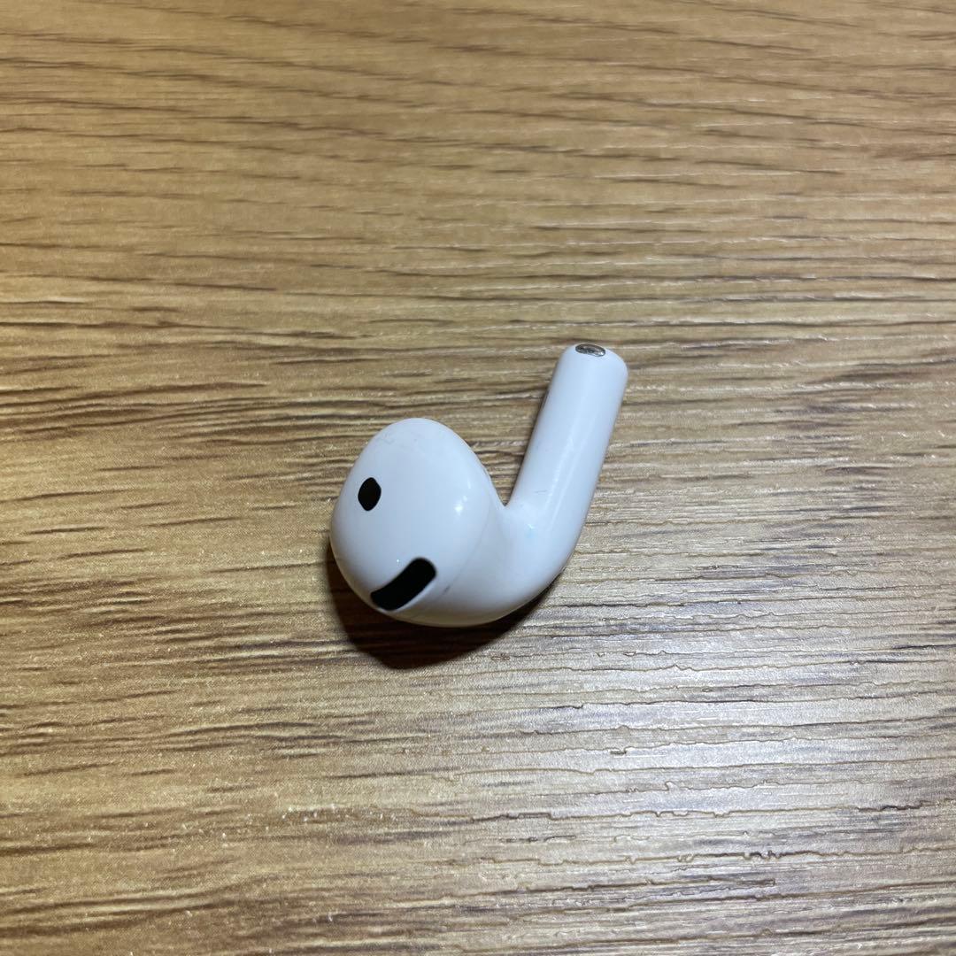 Apple AirPods 第4世代　左耳　左
