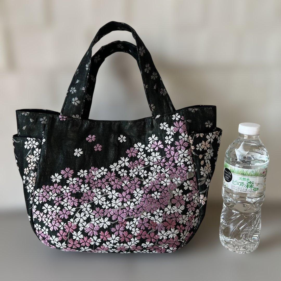 【正絹　チューリップバッグ】高級　さが美　枝垂れ桜　上代38万の帯より　刺繍