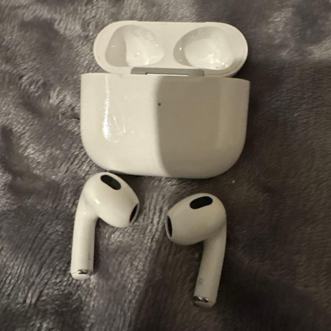 AirPods3 ホワイト 充電ケース付き