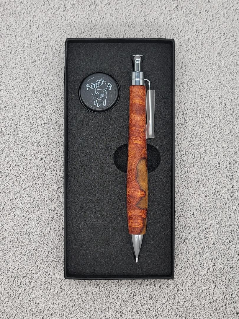 新品　こぶた工房　極上花梨瘤　紅白　欠けありシャープペンシル0.5