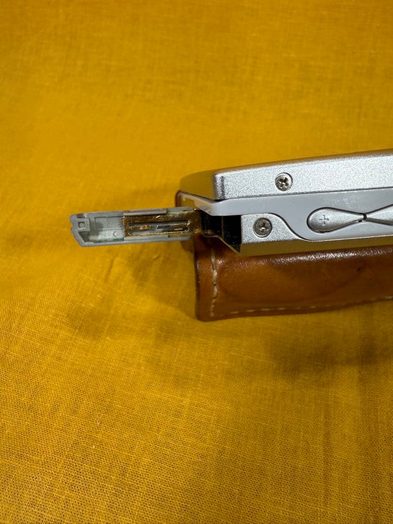 【動作品】KENWOOD MDプレーヤー DMC-T55 シルバー 動作良好