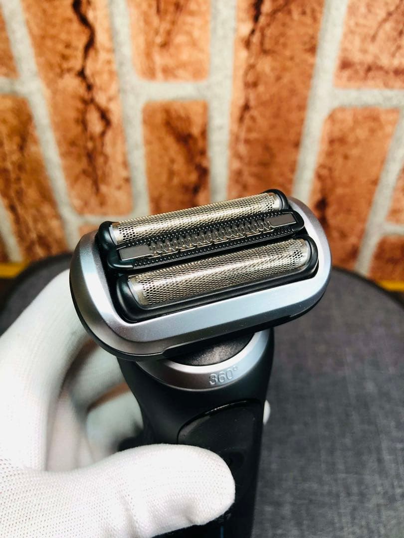 【サンプル、未使用品】ブラウン シリーズ7 72-N1500s電気シェーバー