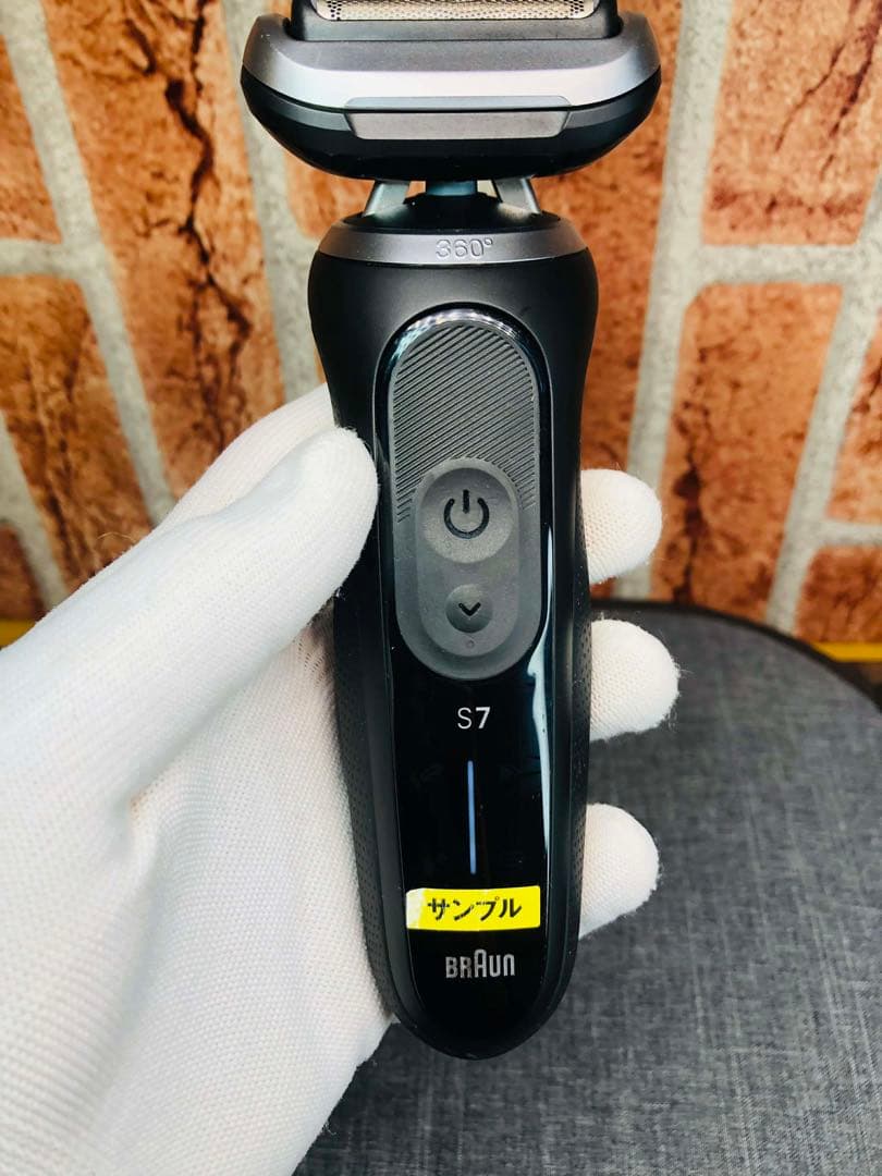 【サンプル、未使用品】ブラウン シリーズ7 72-N1500s電気シェーバー