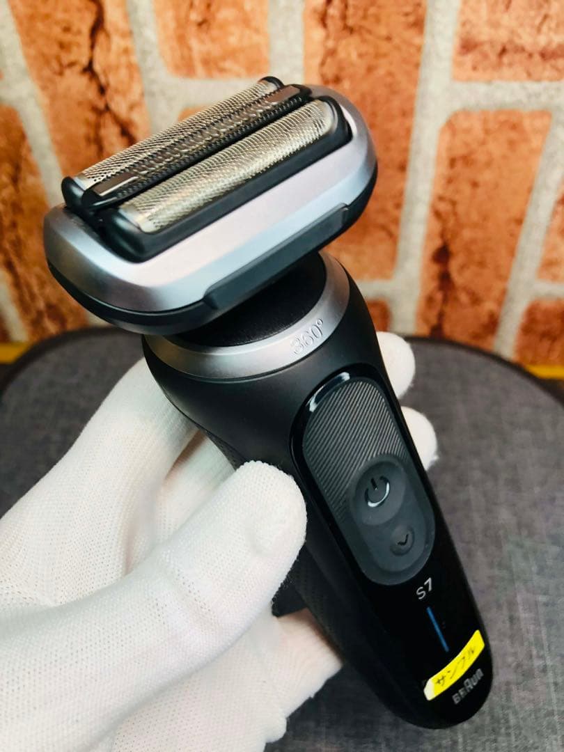 【サンプル、未使用品】ブラウン シリーズ7 72-N1500s電気シェーバー
