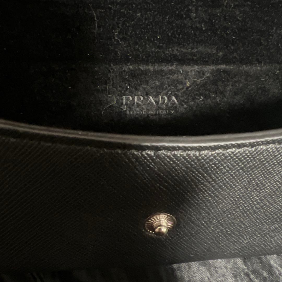 PRADA ブラック レザー メガネケース