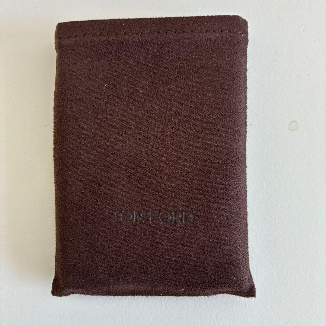 【新品　未使用】2025年11月購入 TOM FORD アイカラークワッド42A