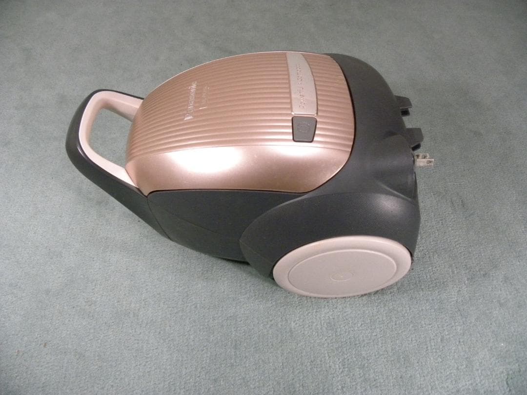 08＊Panasonic掃除機2020年製