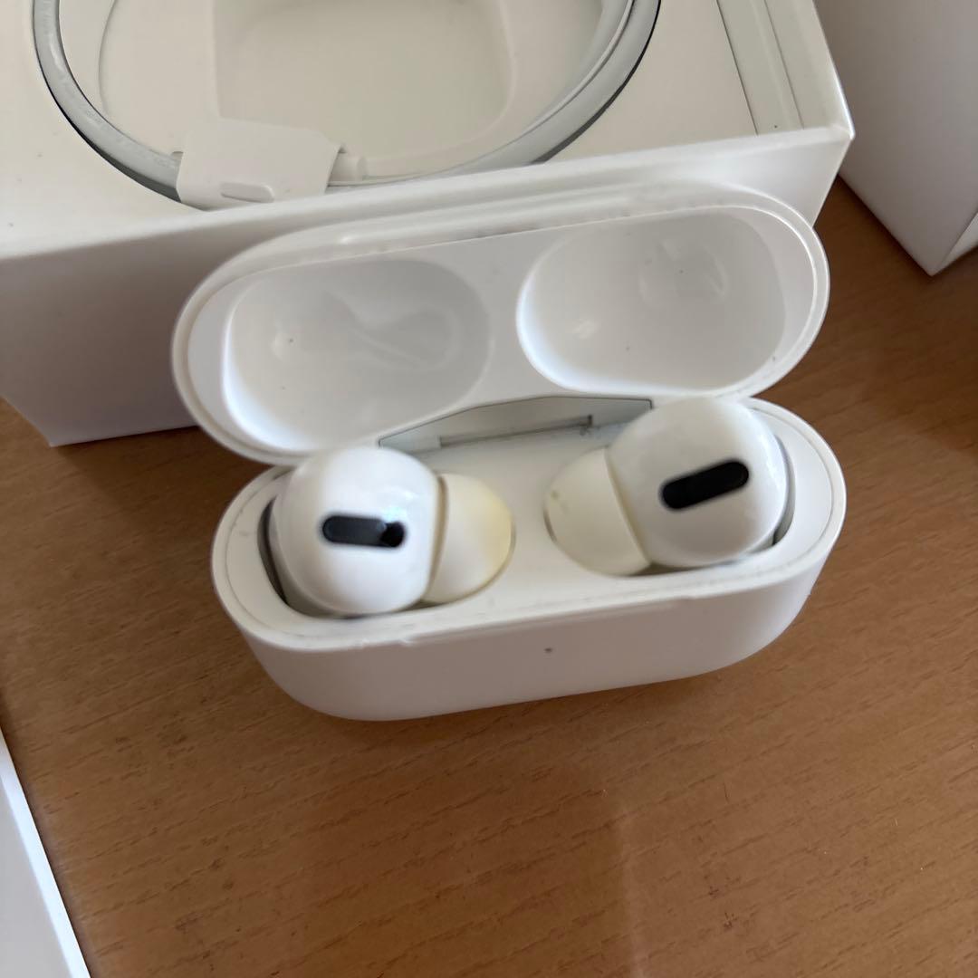 Apple AirPods Pro 本体 ワイヤレス充電対応 A2083