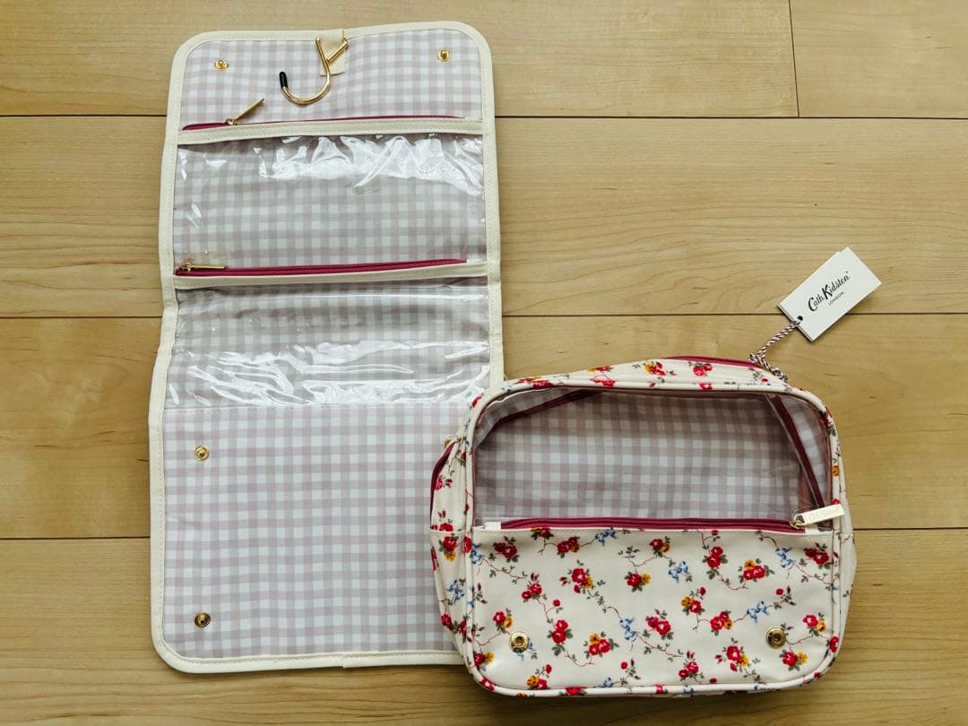 ★定価　10,890円★新品　Cath Kidston 機能性　ハンギングポーチ