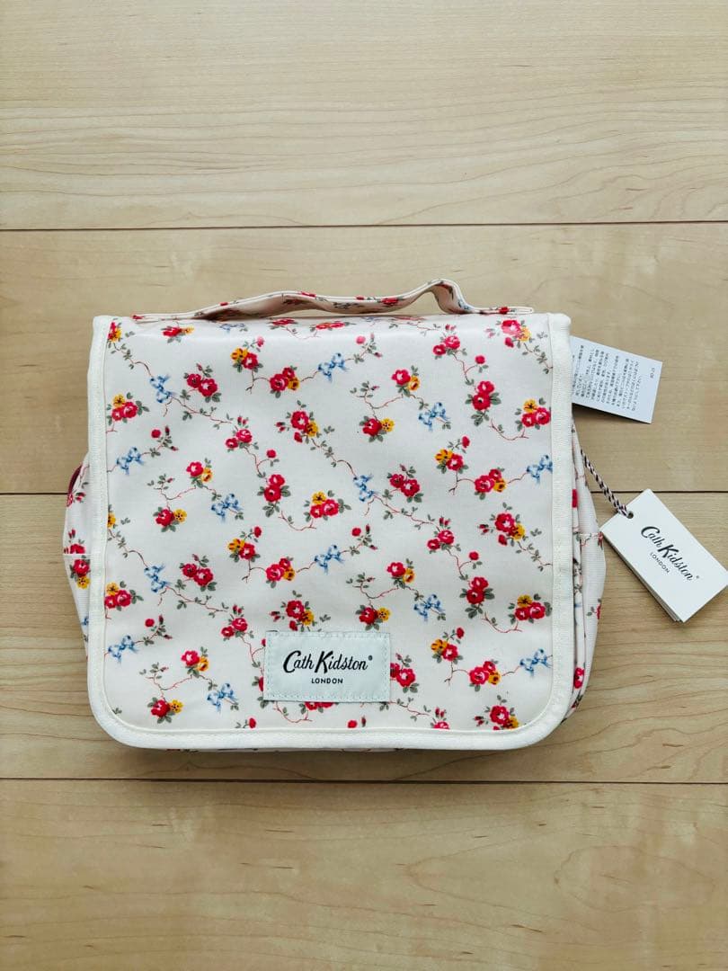 ★定価　10,890円★新品　Cath Kidston 機能性　ハンギングポーチ