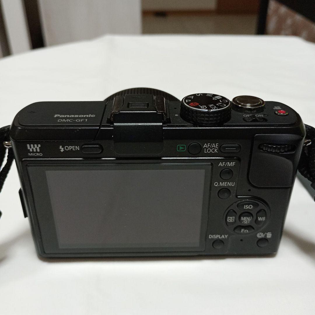 Panasonic LUMIX DMC-GF1C-K パンケーキレンズキット