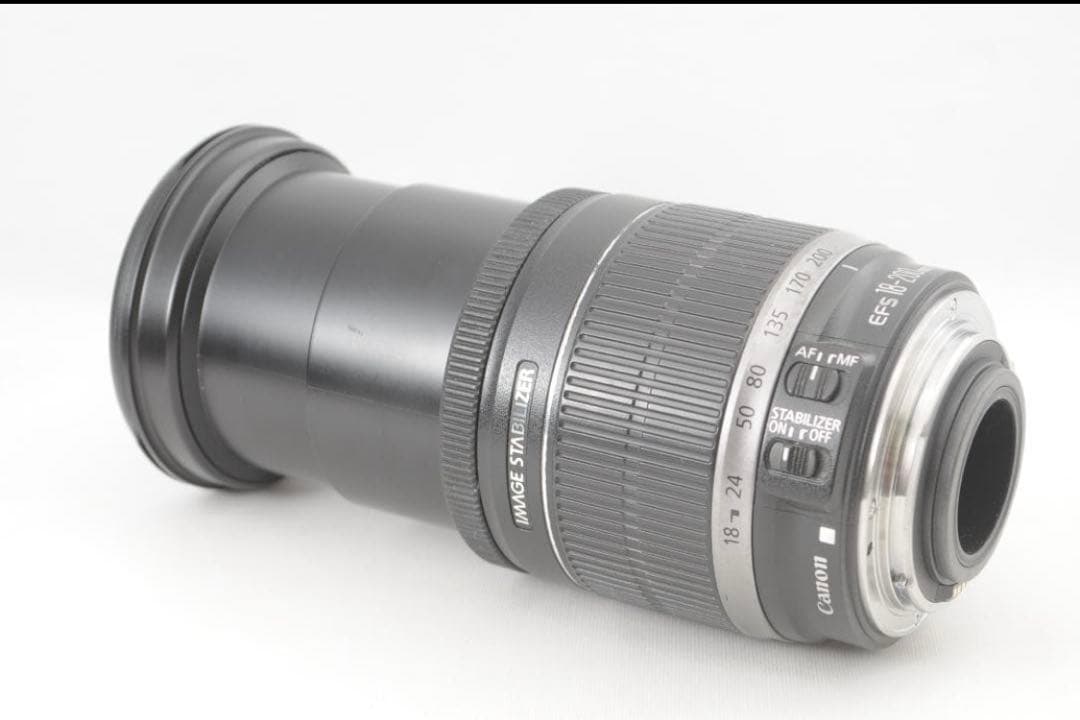 ★美品★CANON EF-S 18-200mm f3.5-5.6 IS キヤノン