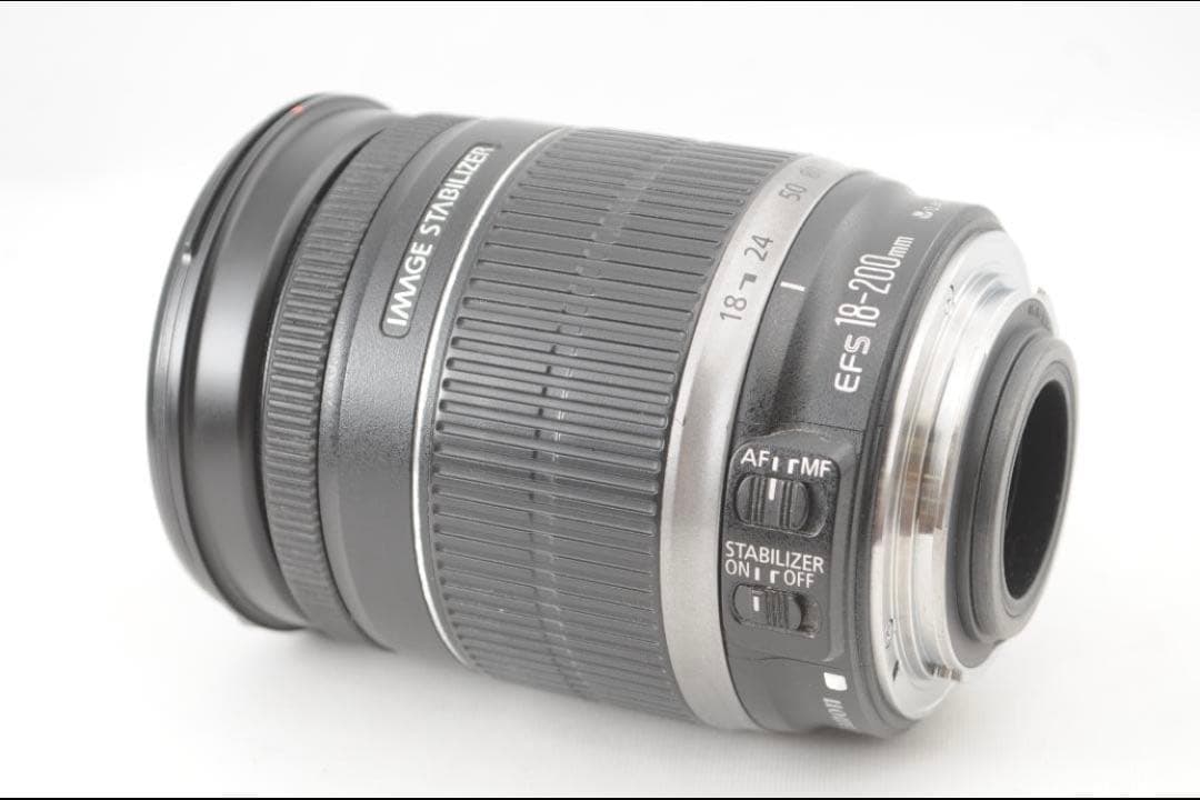 ★美品★CANON EF-S 18-200mm f3.5-5.6 IS キヤノン