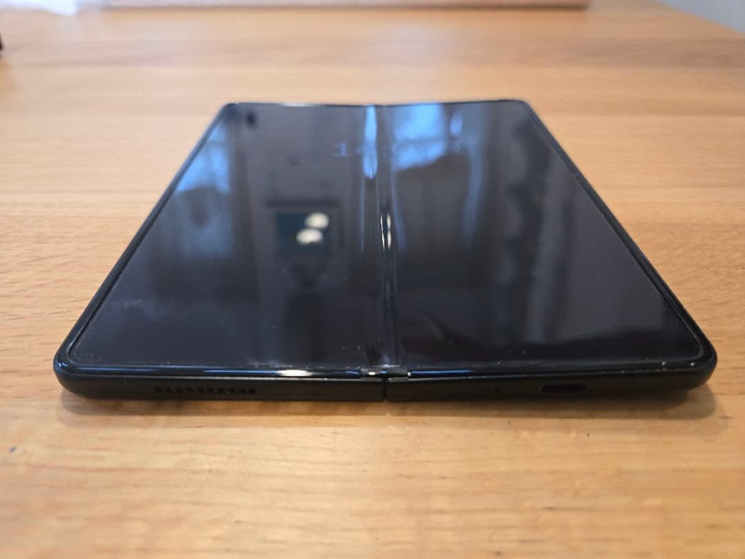 docomo galaxy Z fold3 本体 箱・ケーブル付き