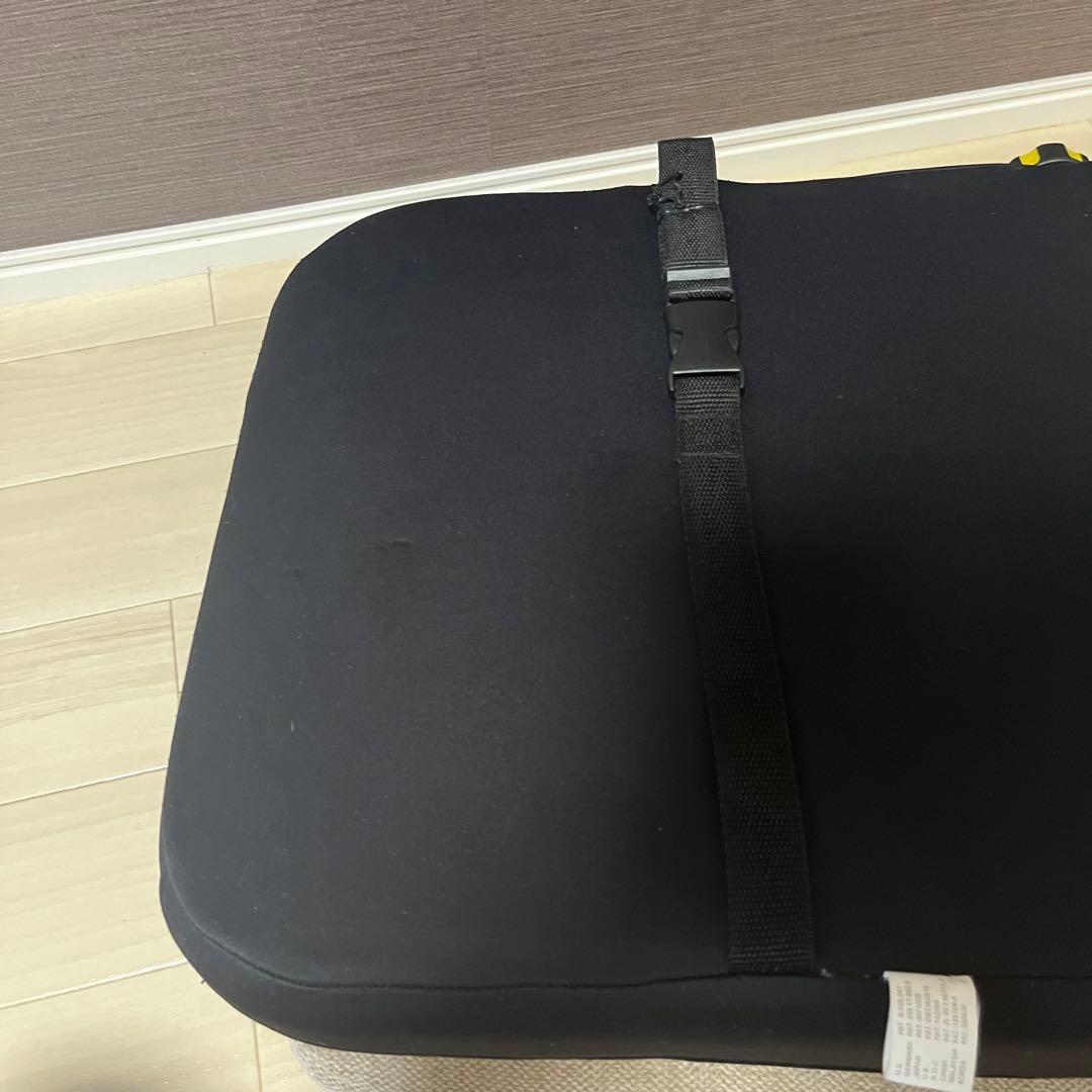 極美品　姿勢矯正クッション 骨盤サポート 腰痛対策 デスクワーク 椅子用