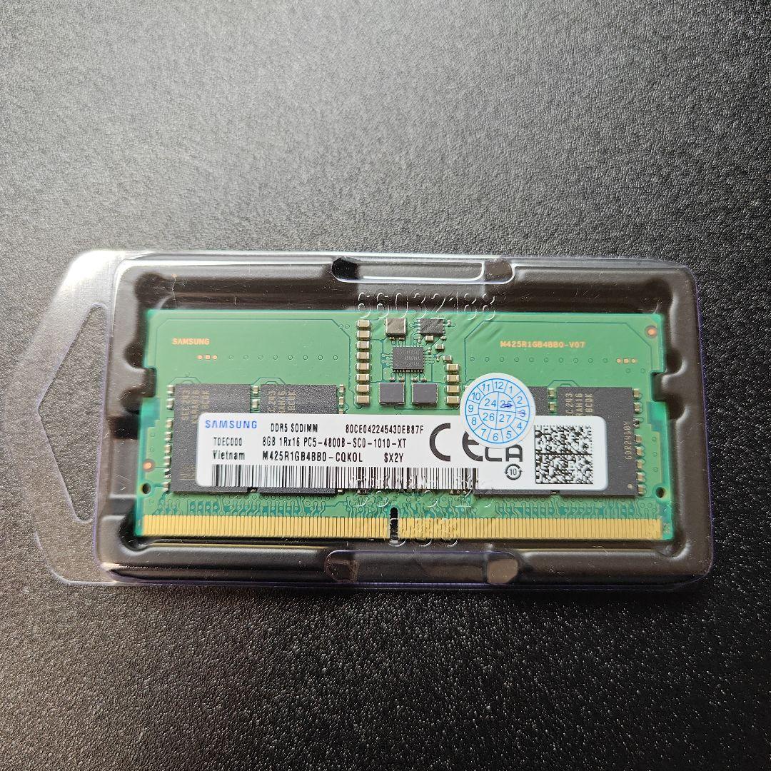 Samsung 8GB DDR5-4800 SO-DIMM メモリー