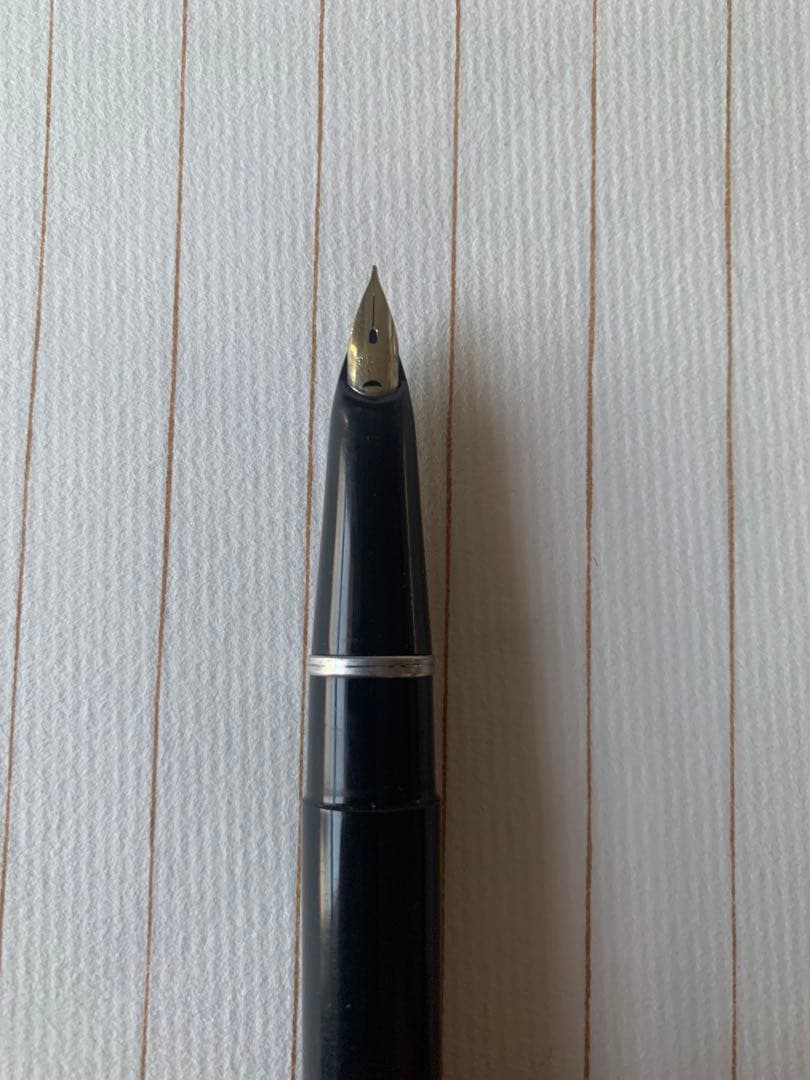パイロット 14K ペン先万年筆 ＆ プラチナ 18K ペン先万年筆