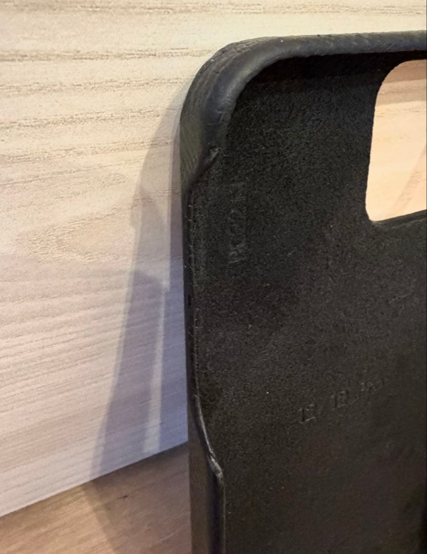 LOUIS VUITTON ／モノグラムエクリプス iPhone12Proケース