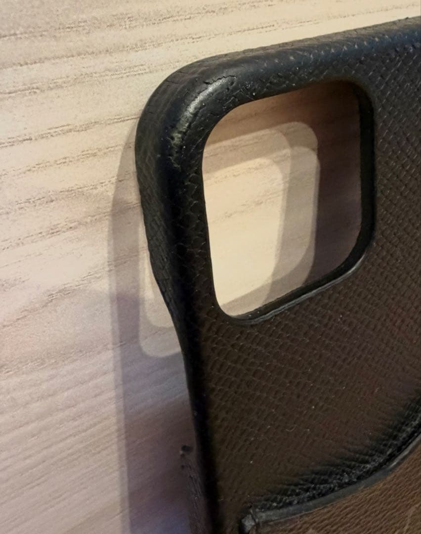 LOUIS VUITTON ／モノグラムエクリプス iPhone12Proケース