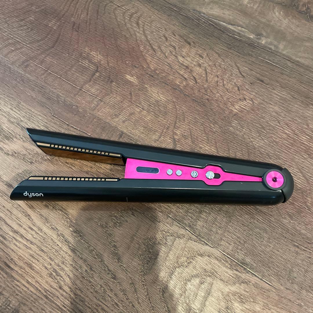 お値下げ不可‼️Dyson ストレートヘアアイロン HS01 黒とピンク