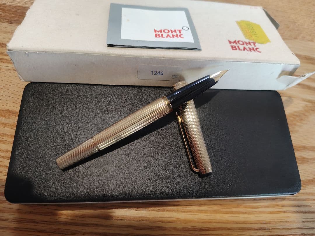 値下げ！MONTBLANC モンブラン 万年筆 750刻印 ケース付