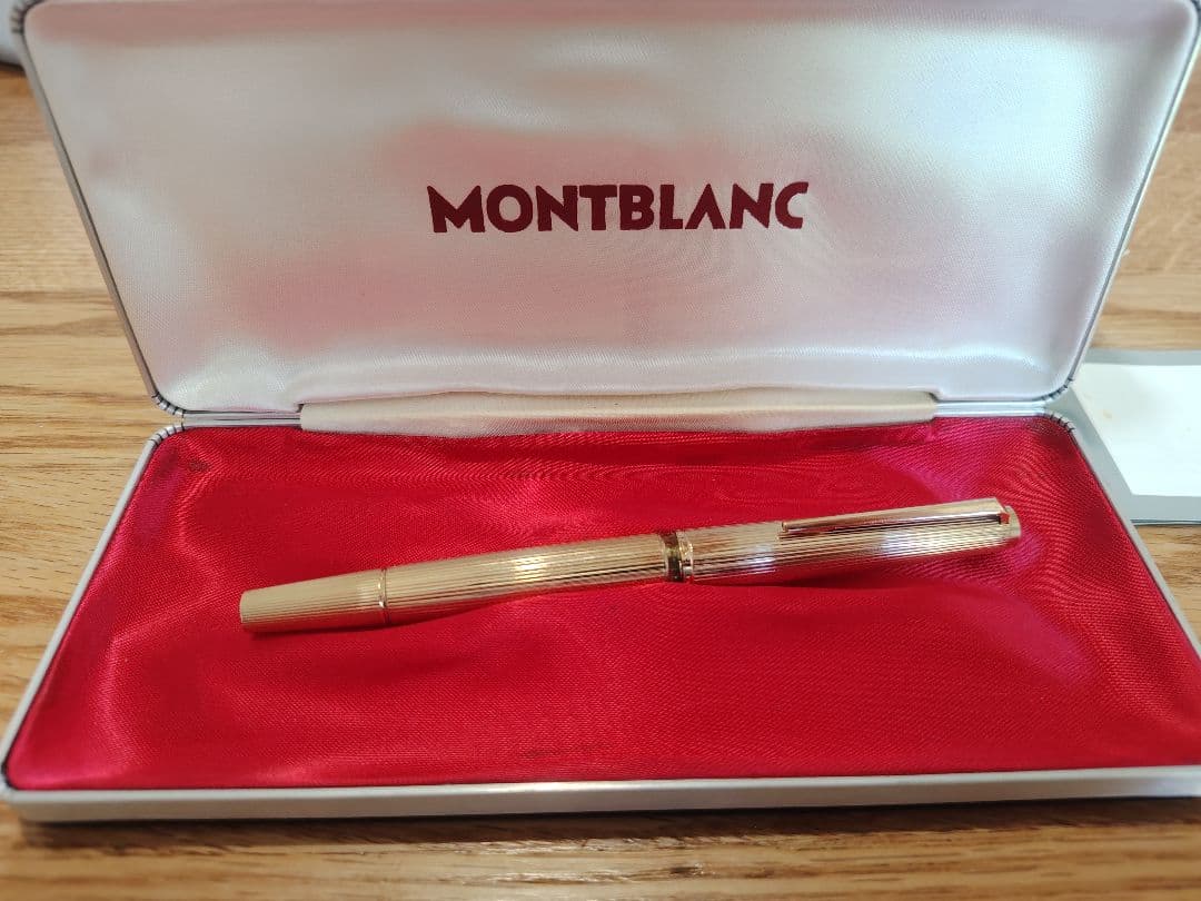 値下げ！MONTBLANC モンブラン 万年筆 750刻印 ケース付