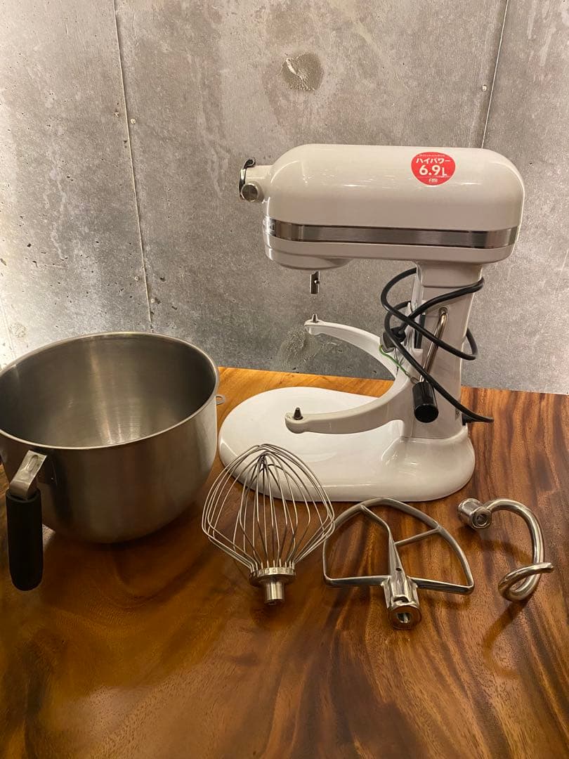 【送料込み】KitchenAid スタンドミキサー KSM7WH 6.9L