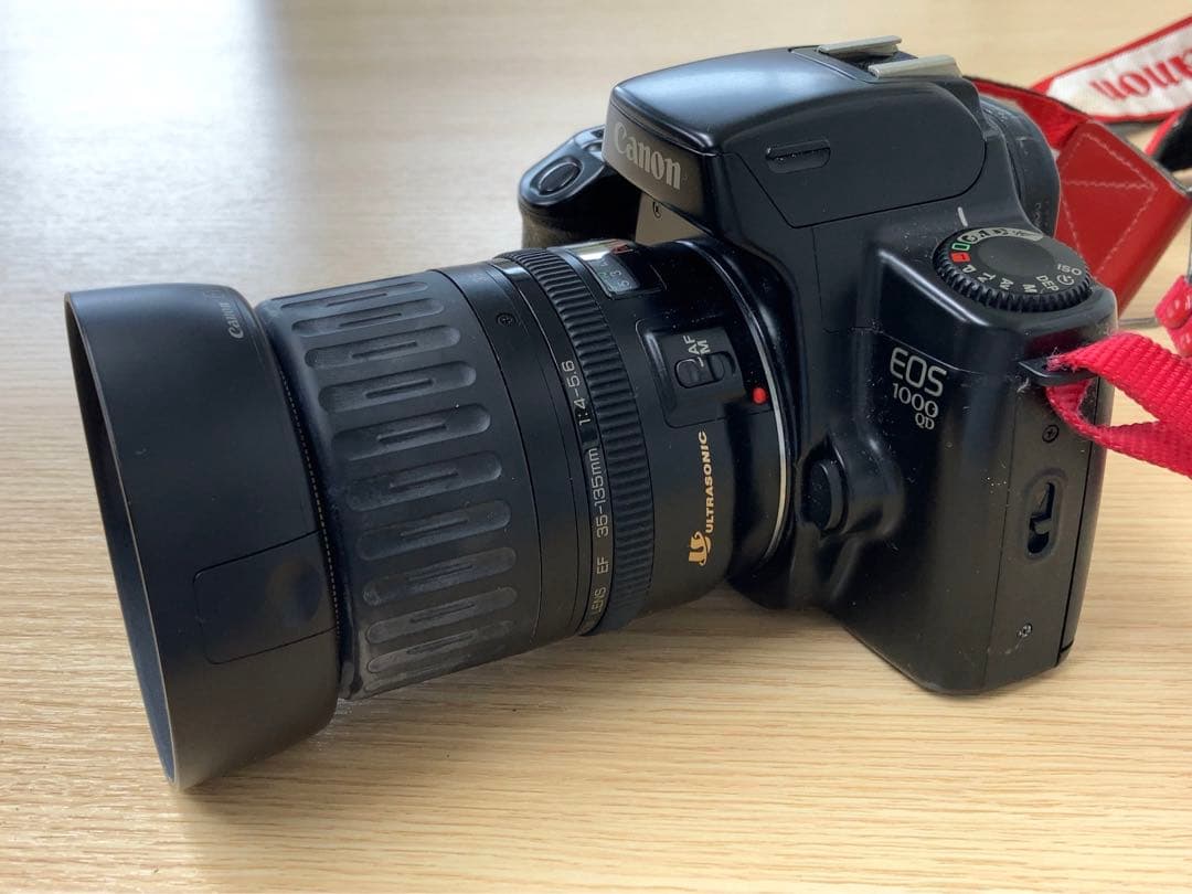 CANON EOS 1000QD 一眼レフ　フィルムカメラ
