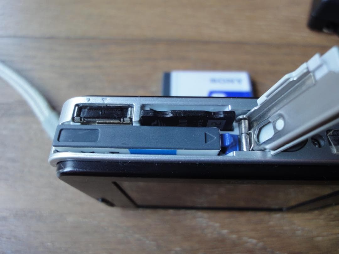 SONY ソニー Cyber-Shot DSC-T2 ブラック　セット　中古