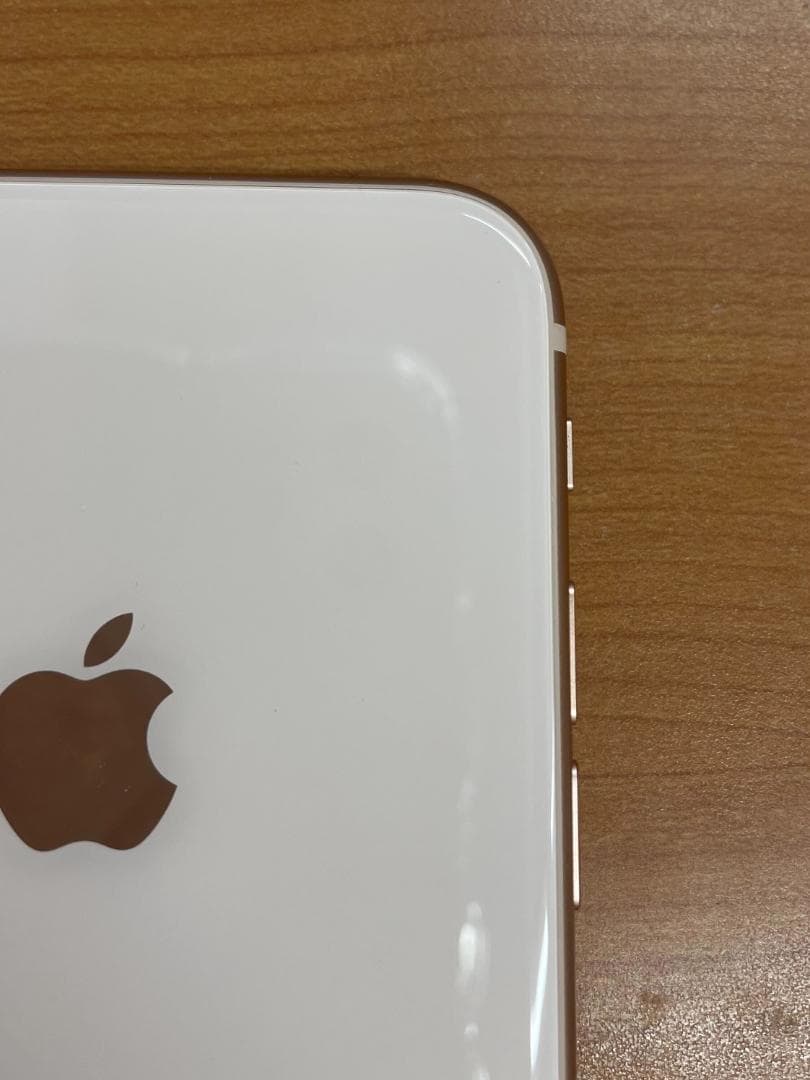か*ん様 動作確認済み iPhone 8 64GB ID:U1902